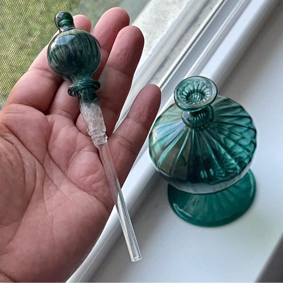 Fragrance Decanter Decorative Bottle Hand Blown Glass Art 7" Tall with Stopper - Picture 2 of 11